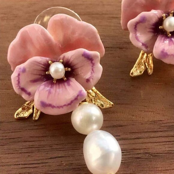 LES NEREIDES Pink Flower 🌸 Pearl Stud Dangle Earrings Anthropologie - Picture 4 of 4